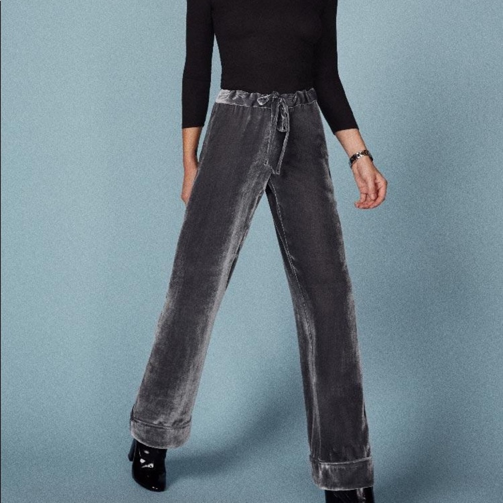 🚫SOLD🚫 REFORMATION Nolan Pant XS Gray Velvet